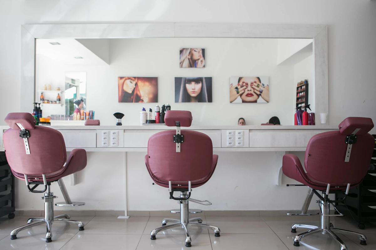 Salon de coiffure élégant et moderne